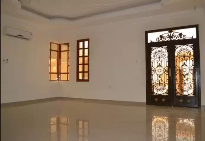 住宅 就绪物业 6 间卧室 U/F 独立别墅  出租 在 萨德 , 多哈 #10660 - 1  image 